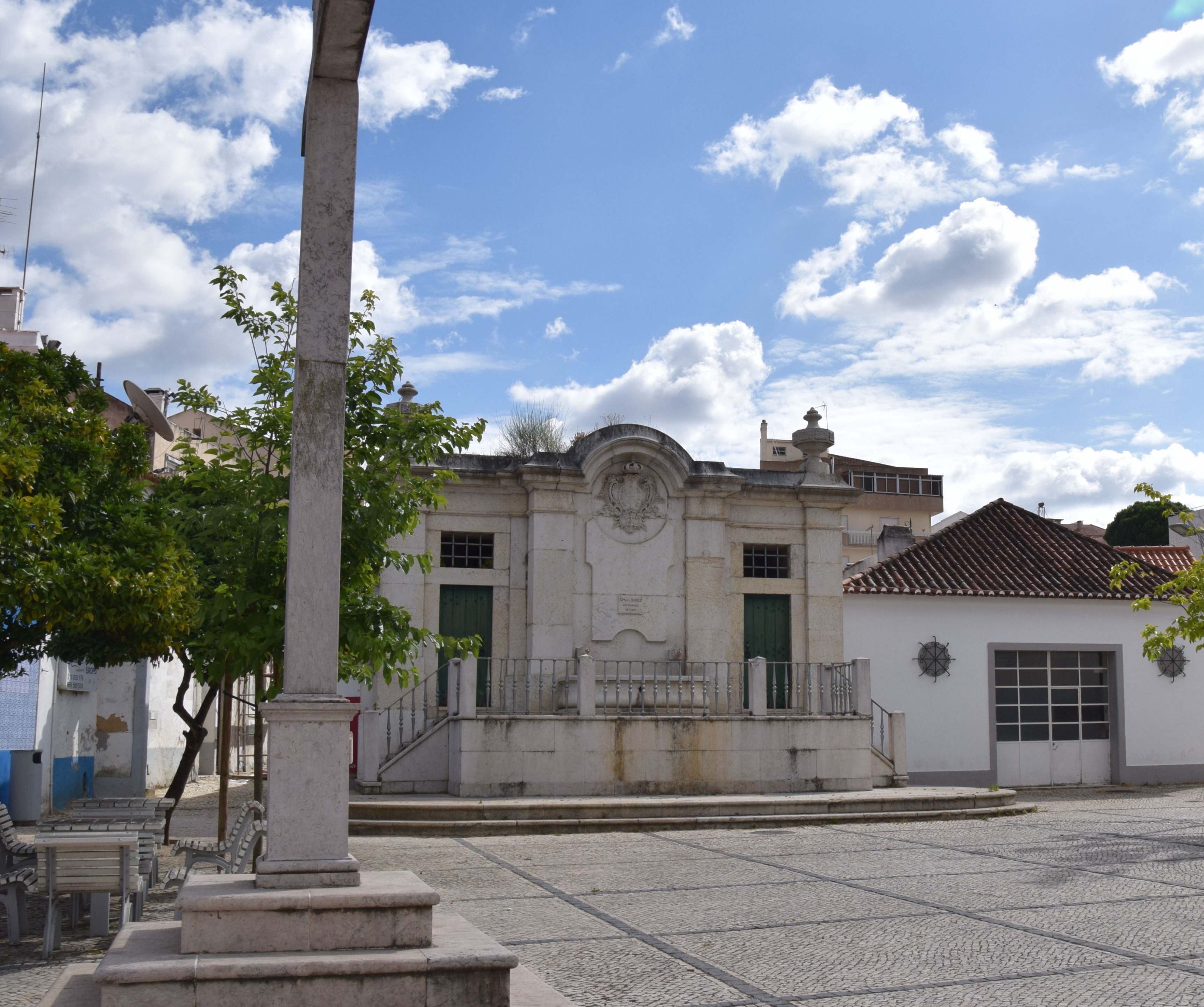 Imagem do Largo 4 de outubro, Loures